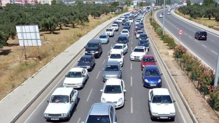 Tatilcilerin dönüş yolculuğu erken başladı