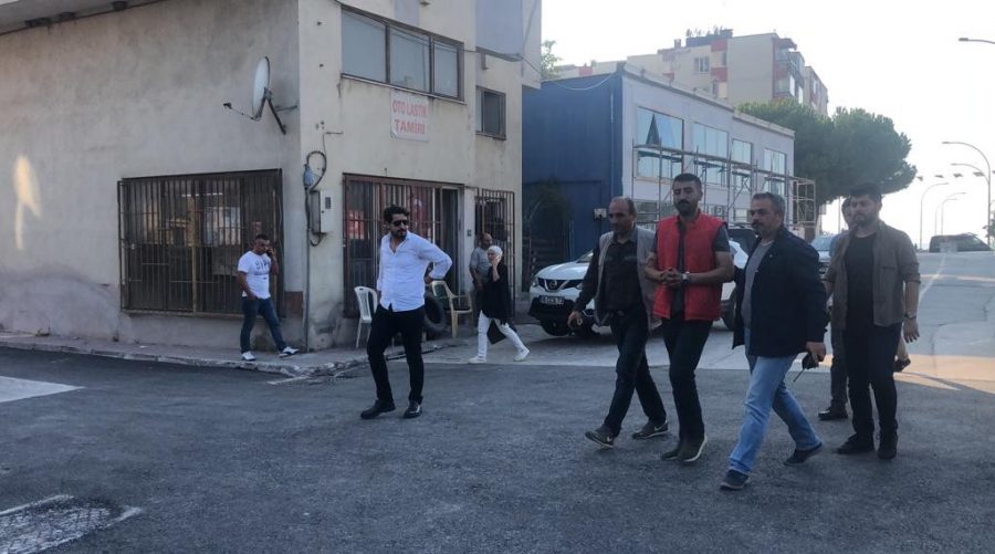 Belediye’de Rehine Krizini Belediye Başkanı Kapıyı Kırarak Çözdü!