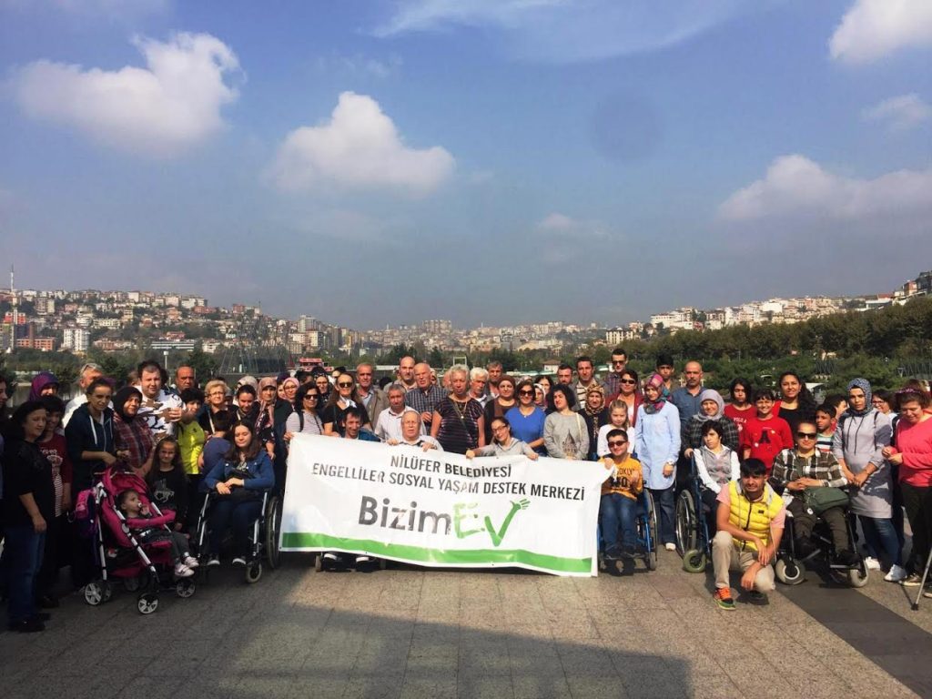Bizim Ev katılımcılarına İstanbul turu