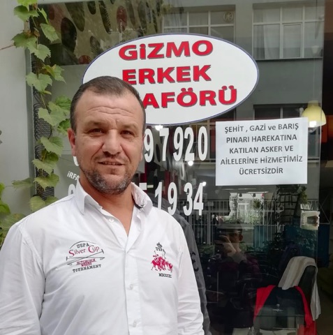 Esnaf, Mehmetçik ile…