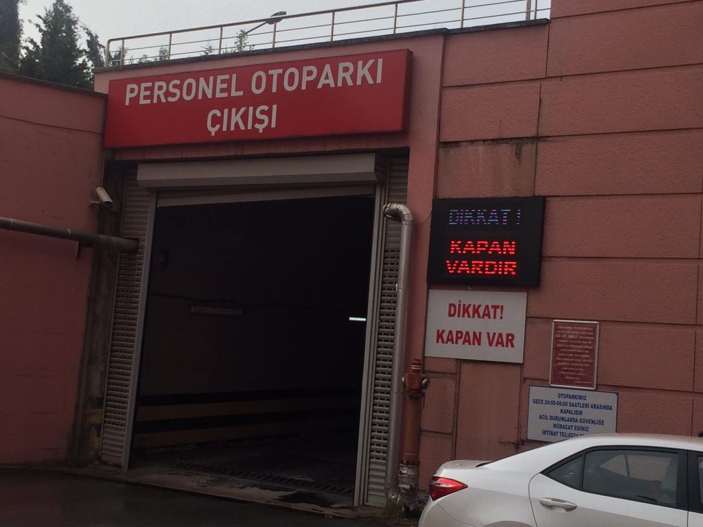Personel Ayrıcalıklı Otopark’a İsyan!