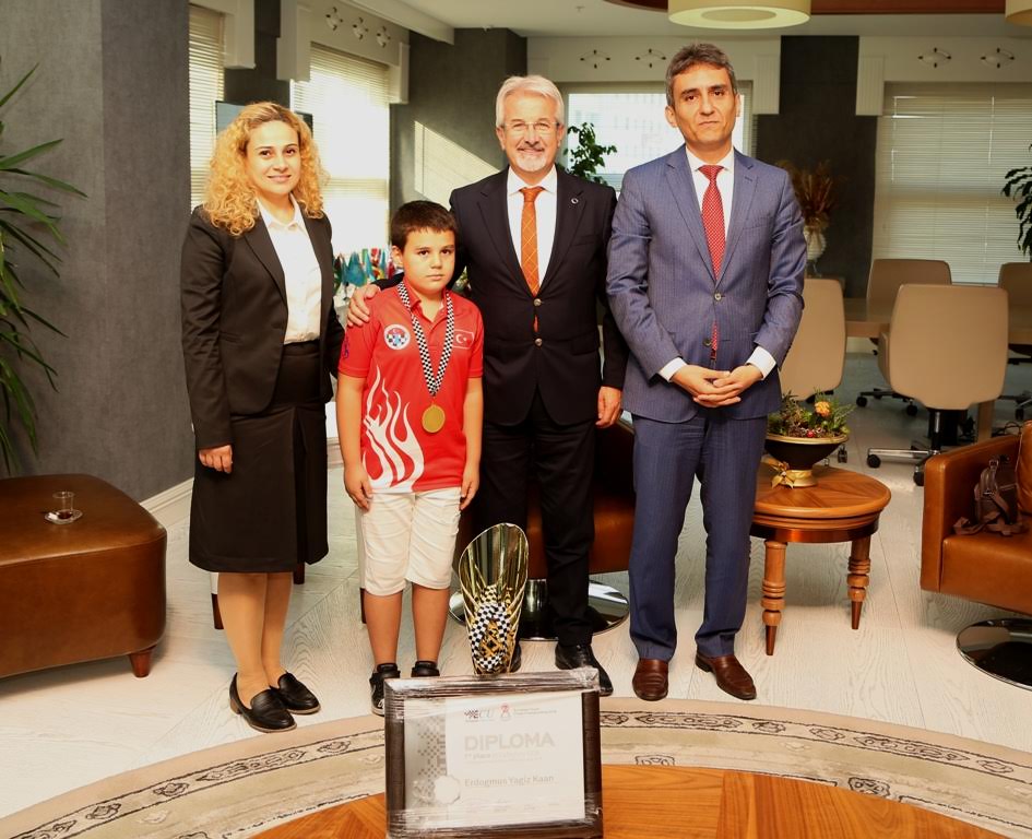 8 Yaşındaki Şampiyon Nilüfer’de…