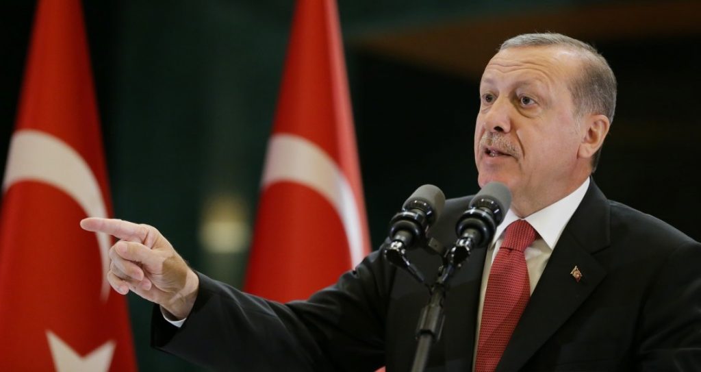 Muhalefet Kendi Kendini Bitiriyor!