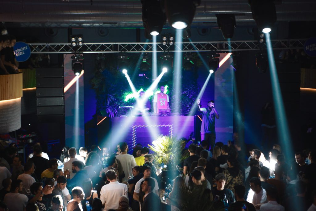 ULUDAĞ’DA YILIN HEYECANLA BEKLENEN FESTİVALİ BİLYONER WINTERFEST 2020 BAŞLADI!