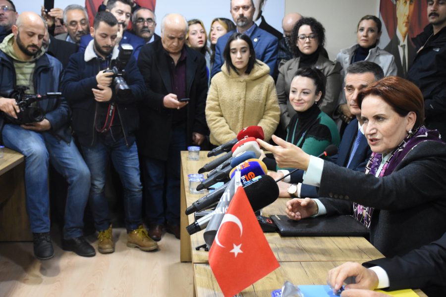 Türkiye’de Vesayetleri Ortadan Kaldıracak Tek Partiyiz!