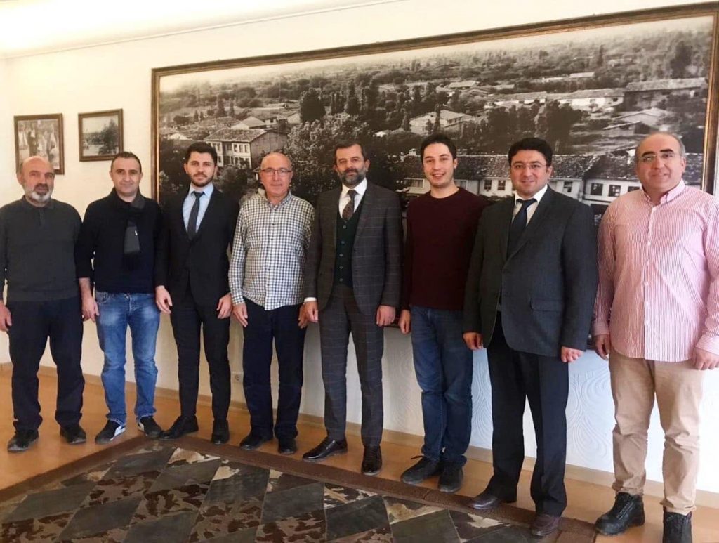 GÜRSULU ÇOCUKLAR KODLAMA ATÖLYESİ’NDE GELECEĞE HAZIRLANACAK