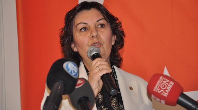 Bıçak kemiğe dayandı