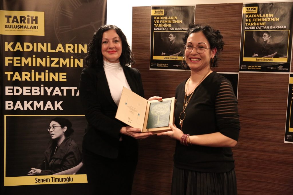 Kadının tarihine edebiyat penceresinden bakıldı
