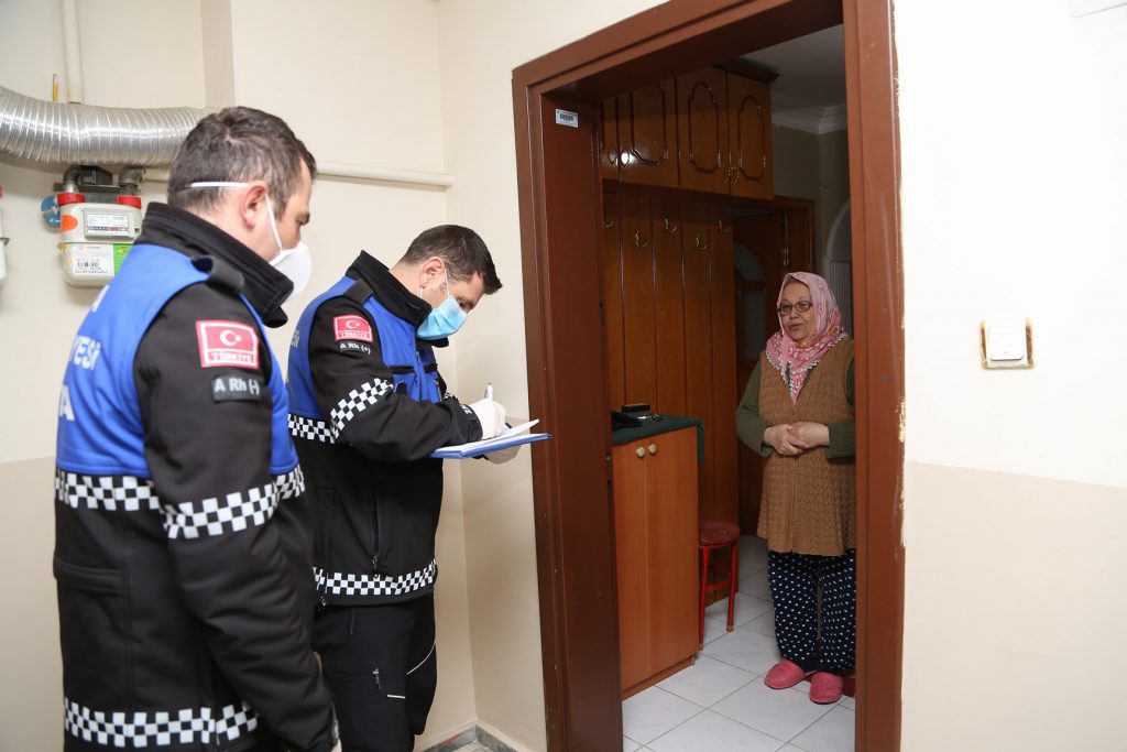 Nilüfer’de yaşlıların ihtiyaçlarına acil çözüm