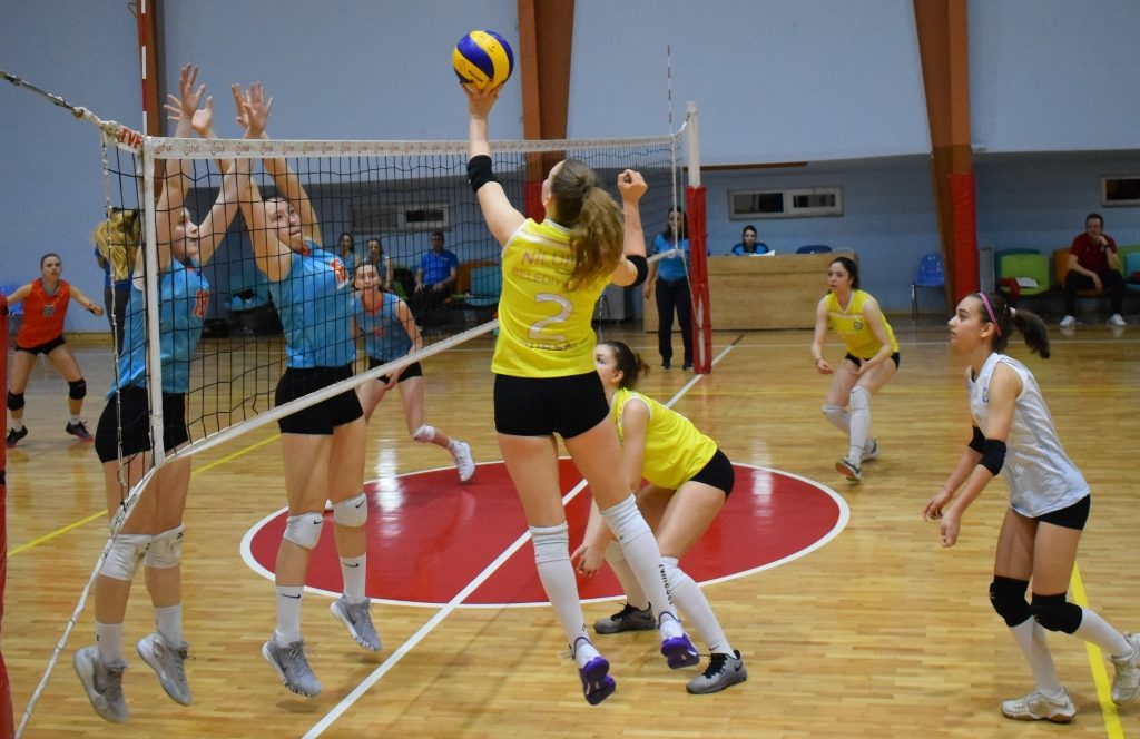 Nilüfer’li Kızlar Lider