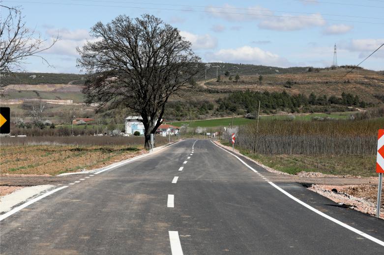 Alaçam yolu asfaltlandı