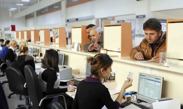 Corona virüsü banka kapattırdı