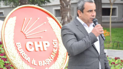 CHP BURSA ÖRGÜTÜ, ATATÜRK’ÜN MANEVİ HUZURUNDA