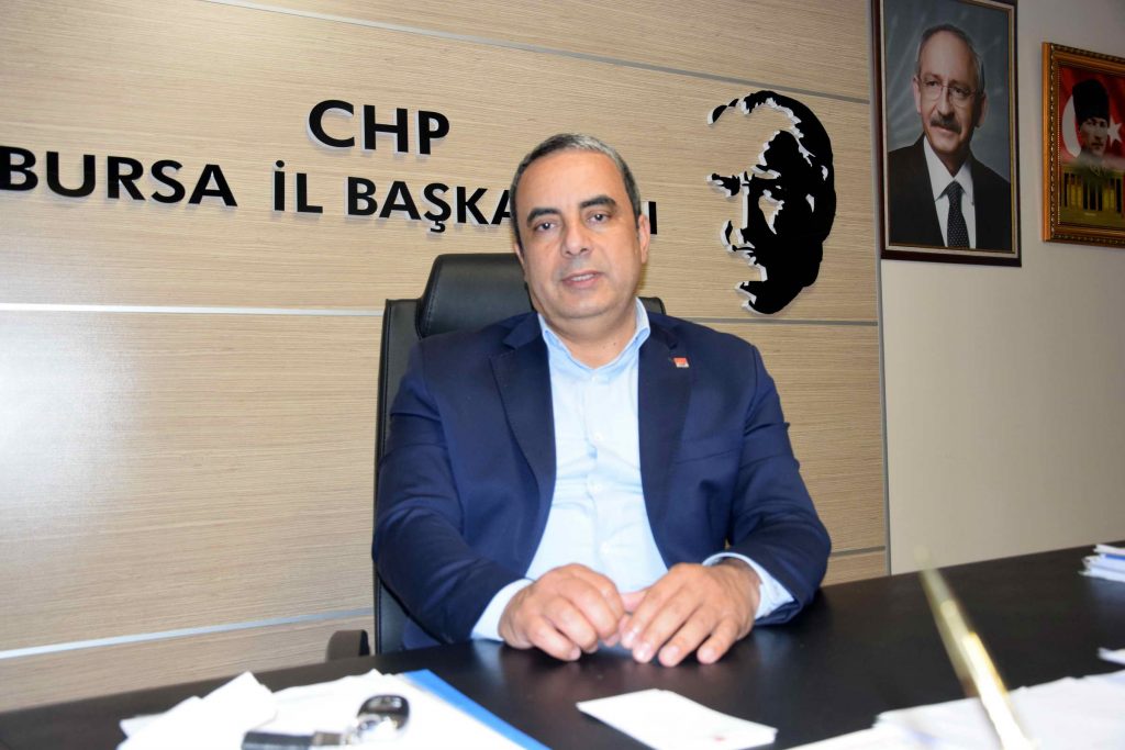 CAMİLER İBADET YERİDİR, ŞOV SAHNESİ DEĞİL