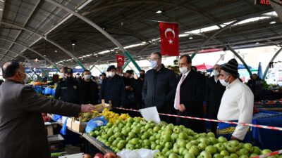 İZNİK PAZARYERİNDE SOSYAL MESAFE ÖNLEMİ