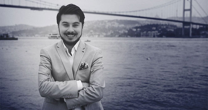 Oğuzhan Koçaklı: “Koronavirüs sanatçılara sahnede kaybettirdi, dijitalde kazandırdı”
