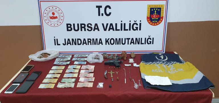 Sahte Sağlıkçılar Corona’lı Tarihi Eser Kaçakçısı Çıktı!