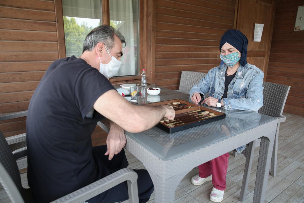 Engelli bireyler “Bizim Bahçe”de hayat buluyor
