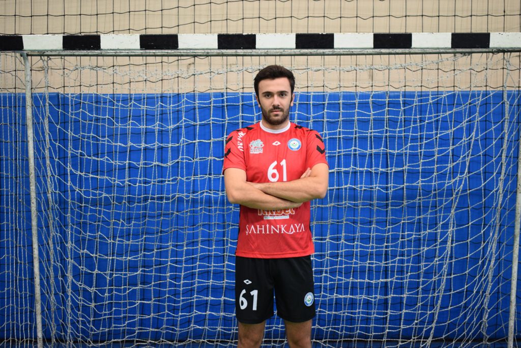 Nilüfer Belediyespor’da 5 imza