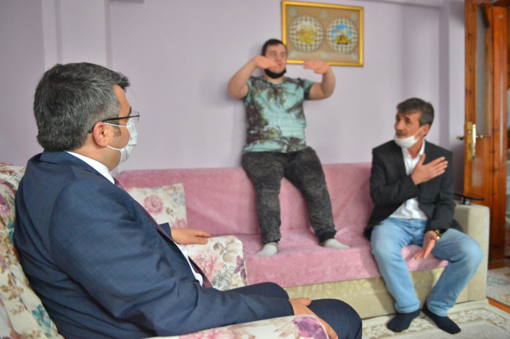 BAŞKAN YILMAZ’DAN ÖZEL BABA’YA KUTLAMA