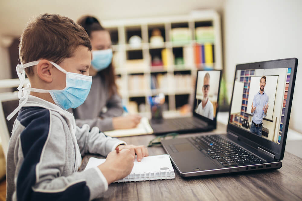 Online okullar örgün eğitime dahil oluyor