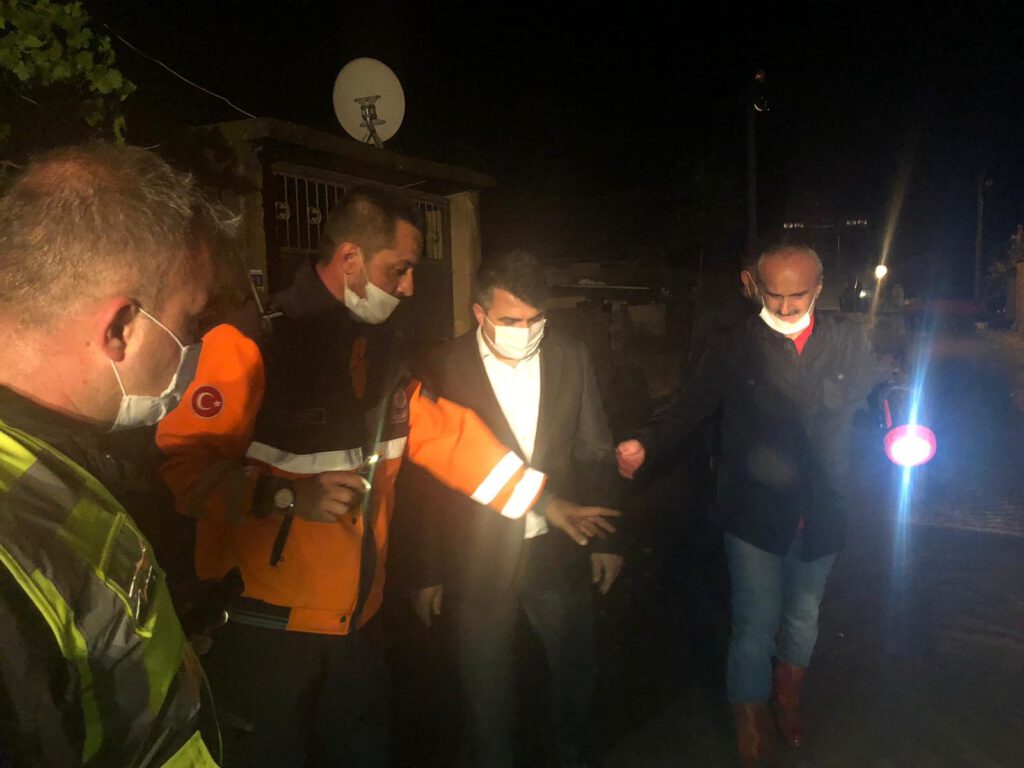 YILDIRIM’DAN KOMŞUYA YARDIM ELİ