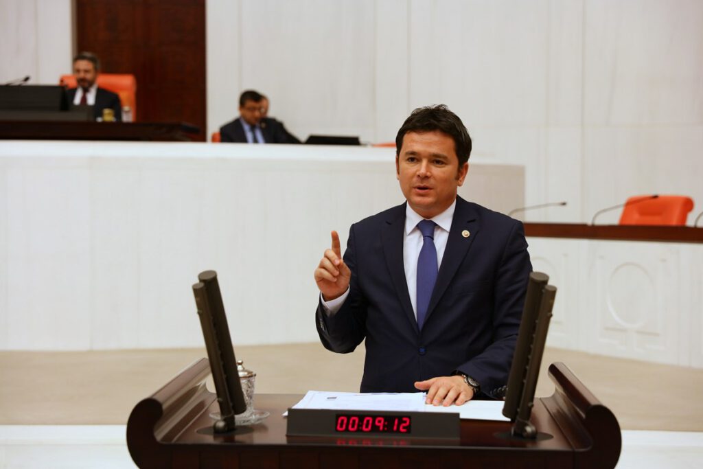 ERKAN AYDIN’DAN BELEDİYELERİN MTV’DEN PAY ALMASI İÇİN KANUN TEKLİFİ