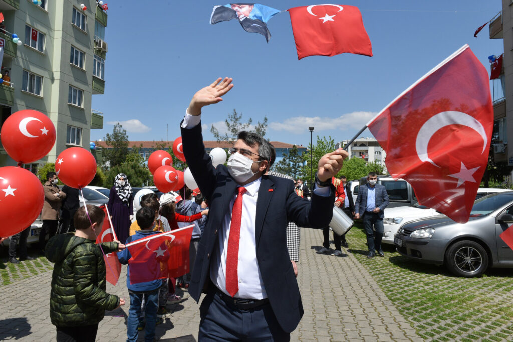 BAŞKAN YILMAZ’DAN ‘DEMOKRASİ VE MİLLİ BİRLİK’ MESAJI