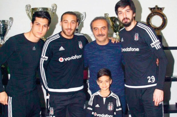 Beşiktaş JK’nın “Bırakmam Seni” Kampanyası için düzenlenen Destek Gecesi “Ödül Senin” 9 Ağustos pazar akşamı Kanal D’de!