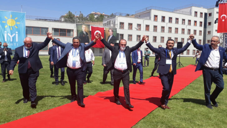 İYİ Parti Bursa’da İl Kongresi başladı