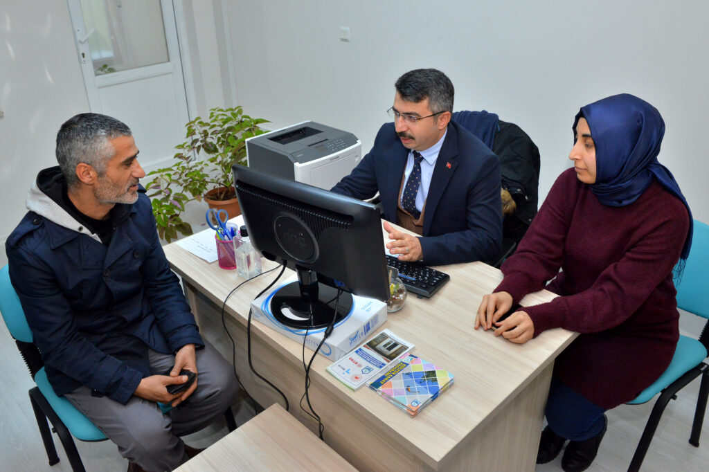 YILDIRIM BELEDİYESİ İŞ SAHİBİ YAPIYOR
