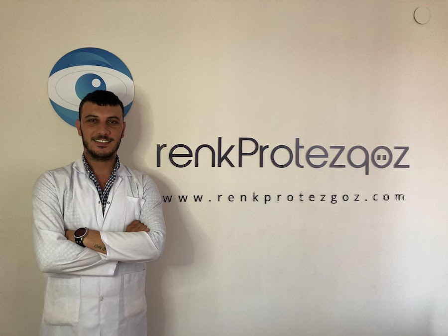 Türkiye’ye her yıl yüzlerce kişi göz protezi için geliyor