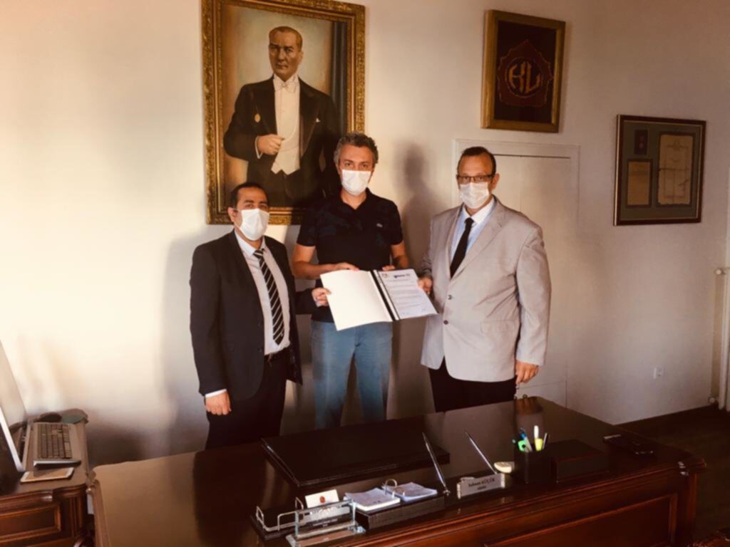 BJK KABATAŞ VAKFI ile Bilgiyolu A.Ş. EIS Yayınları, Eğitim İş Birliği Protokolü imzaladı.