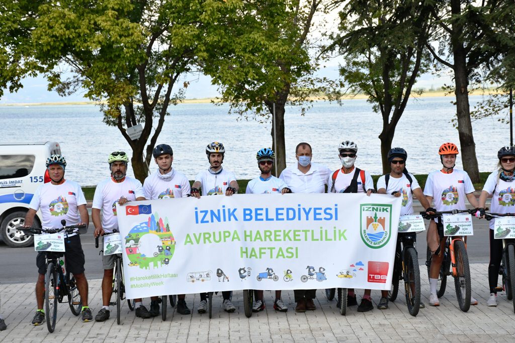 İZNİK HAREKETLİLİĞE PEDAL ÇEVİRDİ