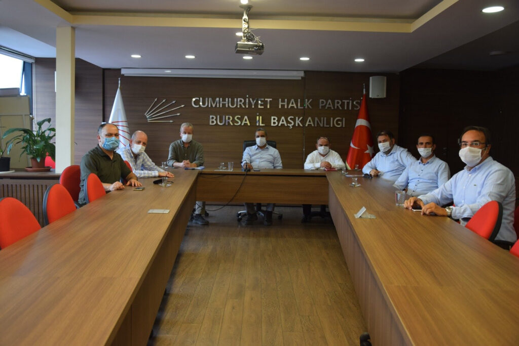 “Şehir Hastanesine para var medikal firmaları için yok”