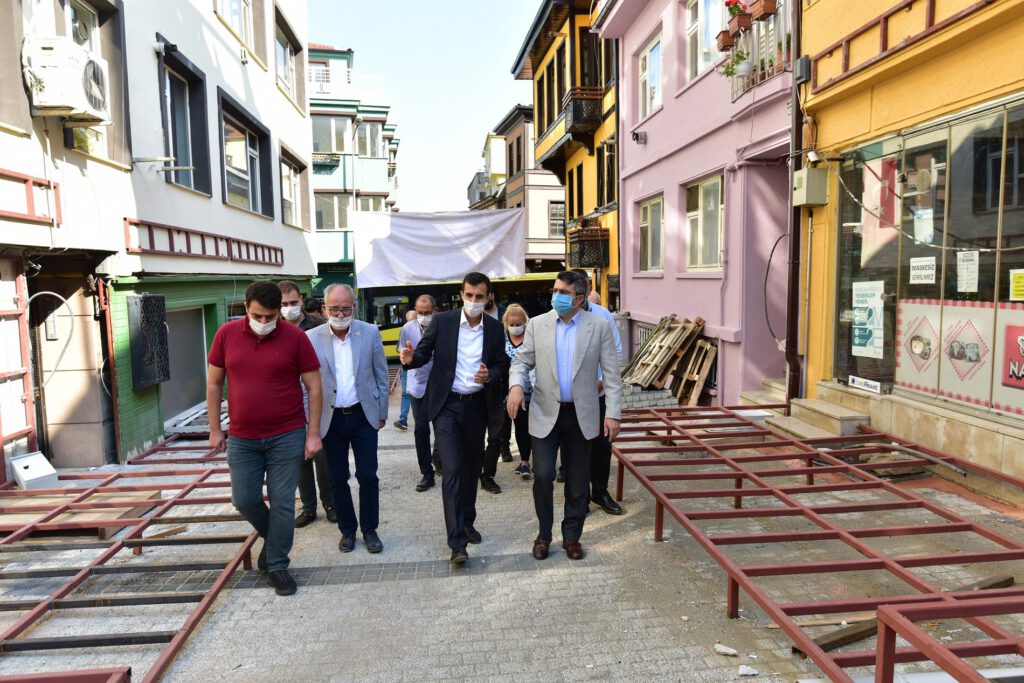 BAŞKAN YILMAZ’DAN ‘KAFELER SOKAĞI’NDA İNCELEME