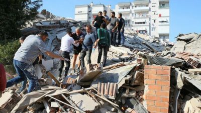 İzmir’deki depremde can kaybı 35’e yükseldi