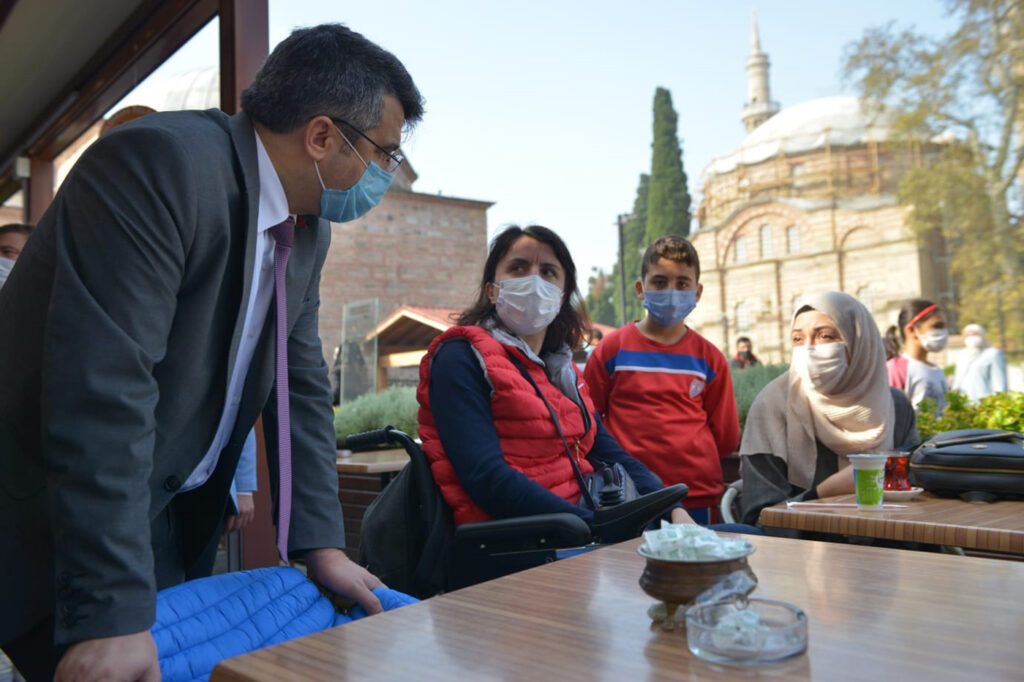 BAŞKAN YILMAZ ESNAFI DİNLEDİ