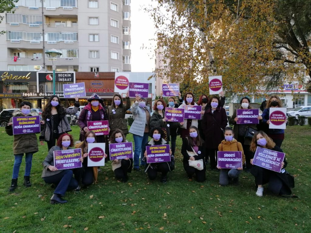 Kadına Şiddet İnsanlık Suçudur!