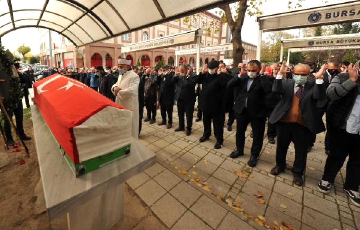Efsane güreşçi Bursa'da son yolculuğuna uğurlandı ...