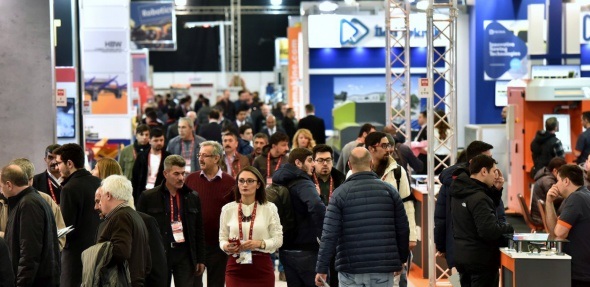 Yerli ve Milli teknolojilerle ilk kez yapılan Sanal Forum 17 ülkeden 27 konuşmacıyı buluşturdu