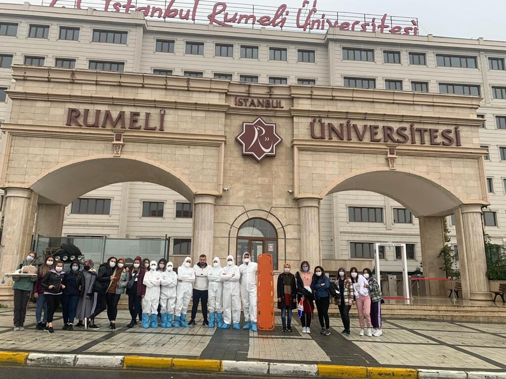 Prof.Dr.H.Tamer Dodurka ‘’Yarının Sağlık Profesyoneli olan öğrencilerimiz uygulamalı derslere tam kadro katılıyorlar’’