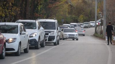 Bursa’da, kısıtlama öncesi yine su kuyruğu