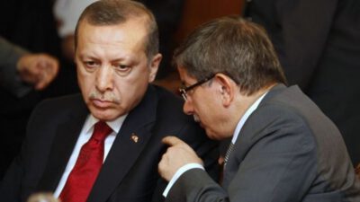 Yapmayın, bu partiyi siz kurdunuz ama partiyi kurumsallaştırma ma izin vermezseniz bu parti bitecek