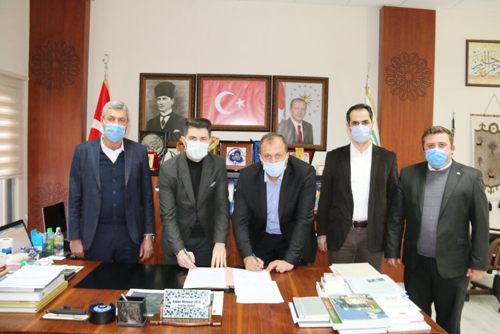 BAŞKAN USTA SOSYAL DENGE TAZMİNAT SÖZLEŞMESİNİ İMZALADI