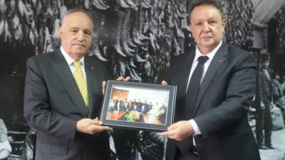 ALFATLI’DAN  “ESNAFIMIZIN ÜZERİNDEN ALINACAK VERGİLERDEN VAZGEÇİLMELİDİR”