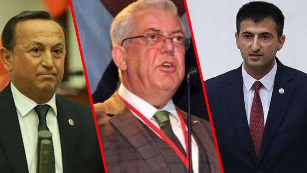 CHP’de 3 istifa