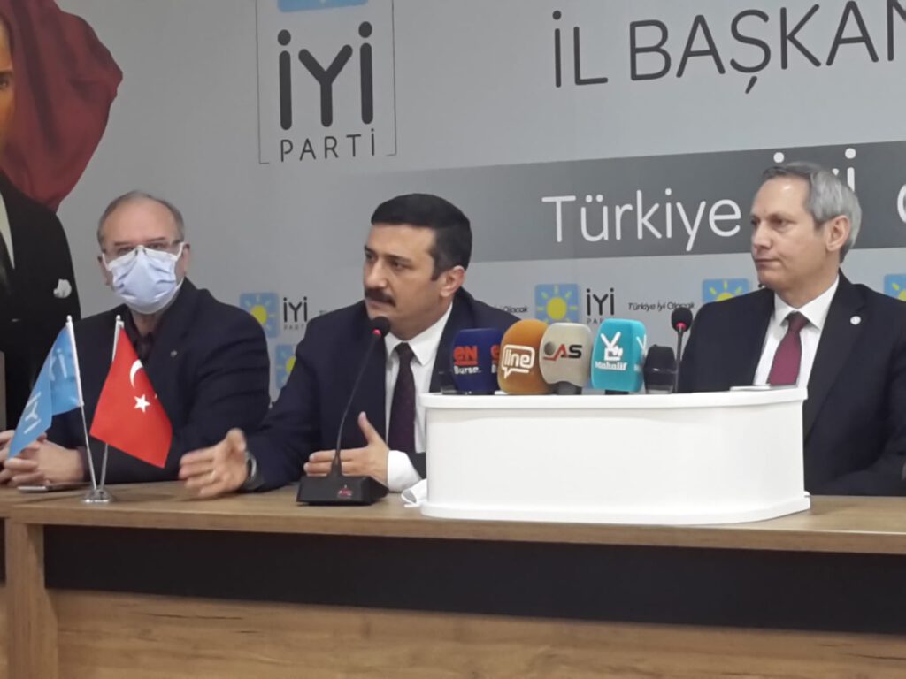 Dert Okuyup Çile Dolduruyoruz!