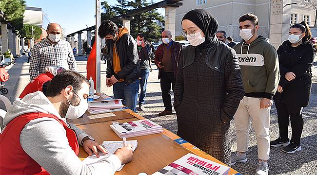 Bursa Büyükşehir’den üniversite adaylarına destek
