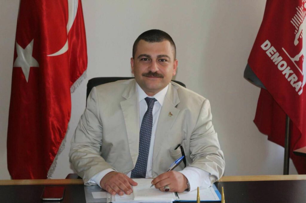 Göller Çekiliyor! Dereler Kuruyor! Ekolojik Yaşamdaki Balıklar Can Çekişiyor!